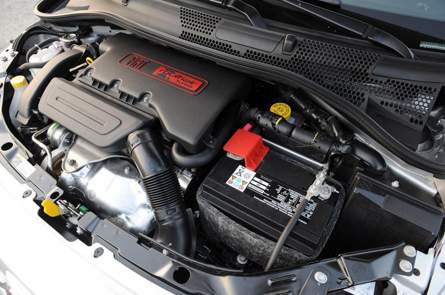  Fiat 500 Turbo 2012 года  (фото 24 из 57)